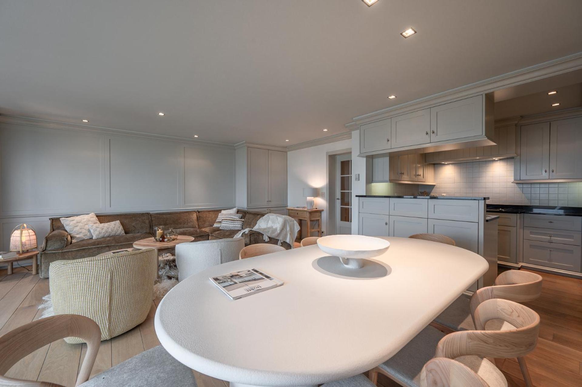 Appartementen Op De Zeedijk In Knokke Op De 3E En 4E Verdieping Van Logie Marie Exterior photo